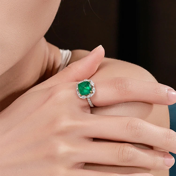18k Gold Ring Classic Fashion Natural Emerald Diamond Gemstone Halo Wedding Engagement Ring for Women Fine Jewelry
