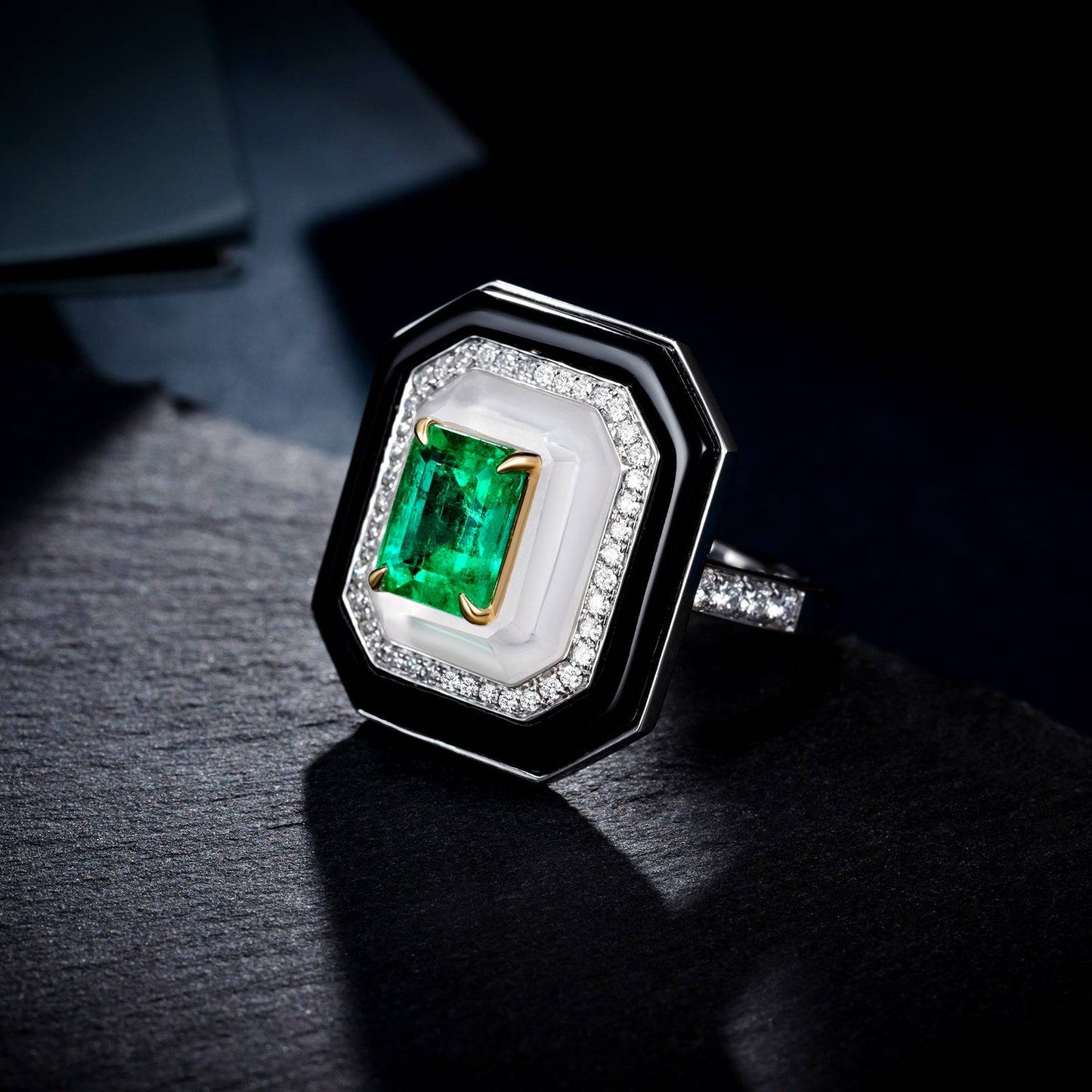 Natural Emerald With Diamond New Design Stone Fashion 18k Gold Jewelry Rings Women & Men