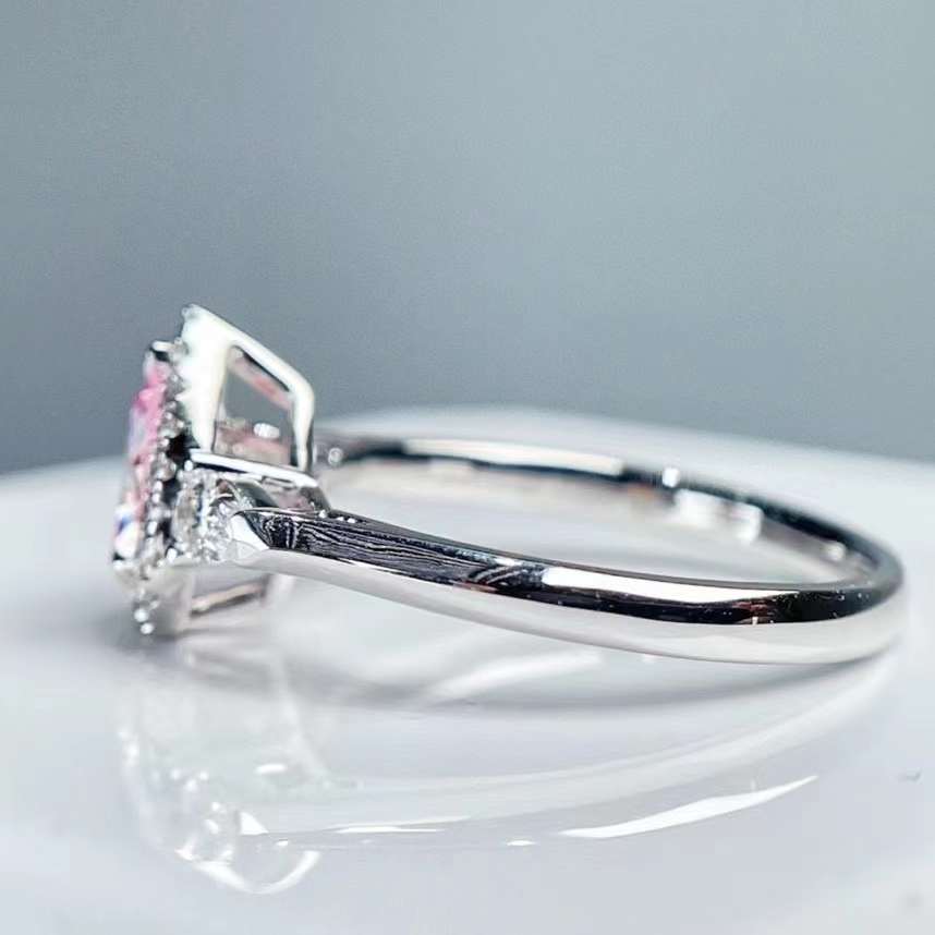 SGARIT Personalizza Gioielli Pregiati Anello in Oro 18k con Diamante Rosa Naturale Fancy da 0,55 ct Taglio a Pera VS Gioielli con Pietre Preziose Naturali Anello da Donna