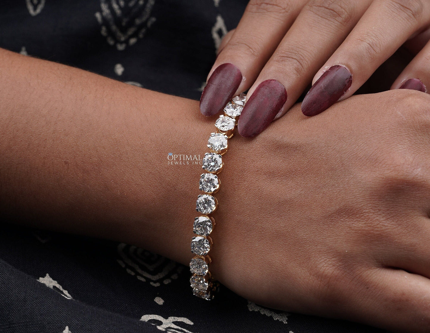 Unique Round Cut Lab Diamond Eternity Bracelet, 23.00 CTW Lab-Grown - The Sparkling Squirrels & Co.