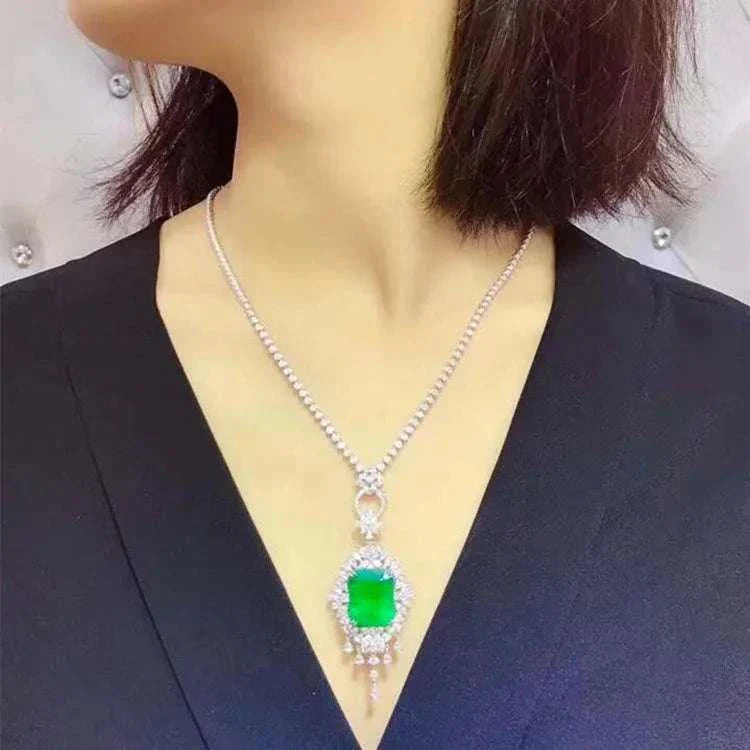 18k Gold South Africa Real Diamond Colombia 13.8ct Natural Vivid Green Octagonal Emerald Pendant Necklace for Women - The Sparkling Squirrels & Co.
