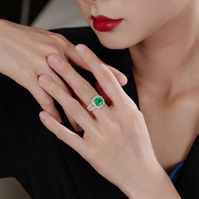 Vintage Fashion Natural Emerald Diamond Gemstone 18k Gold Jewelry Ring - The Sparkling Squirrels & Co.