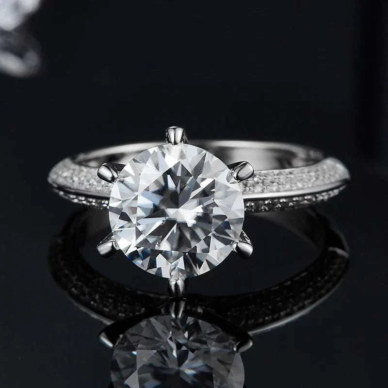 Deluxe engagement ring with 3 carat lab-grown diamond, certificate, 925 silver plated 18K white gold, the most beautiful gift fo - The Sparkling Squirrels & Co.