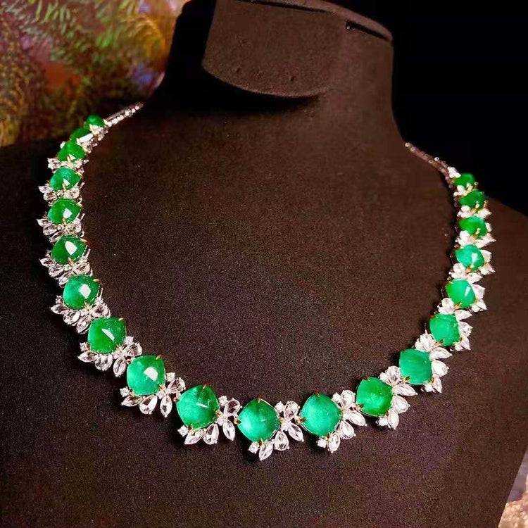 SGARIT Hot Sale Custom Jewellery Elegant Wedding Engagement Vivid Natural Emerald 18k Gold 44.32ct Natural Emerald Necklace - The Sparkling Squirrels & Co.