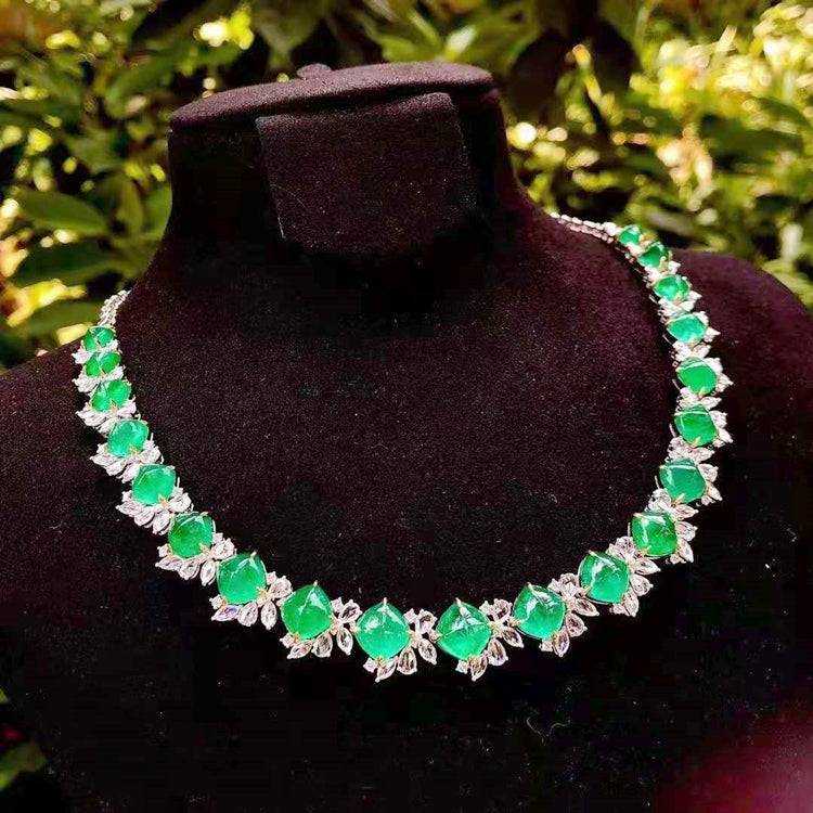 SGARIT Hot Sale Custom Jewellery Elegant Wedding Engagement Vivid Natural Emerald 18k Gold 44.32ct Natural Emerald Necklace - The Sparkling Squirrels & Co.