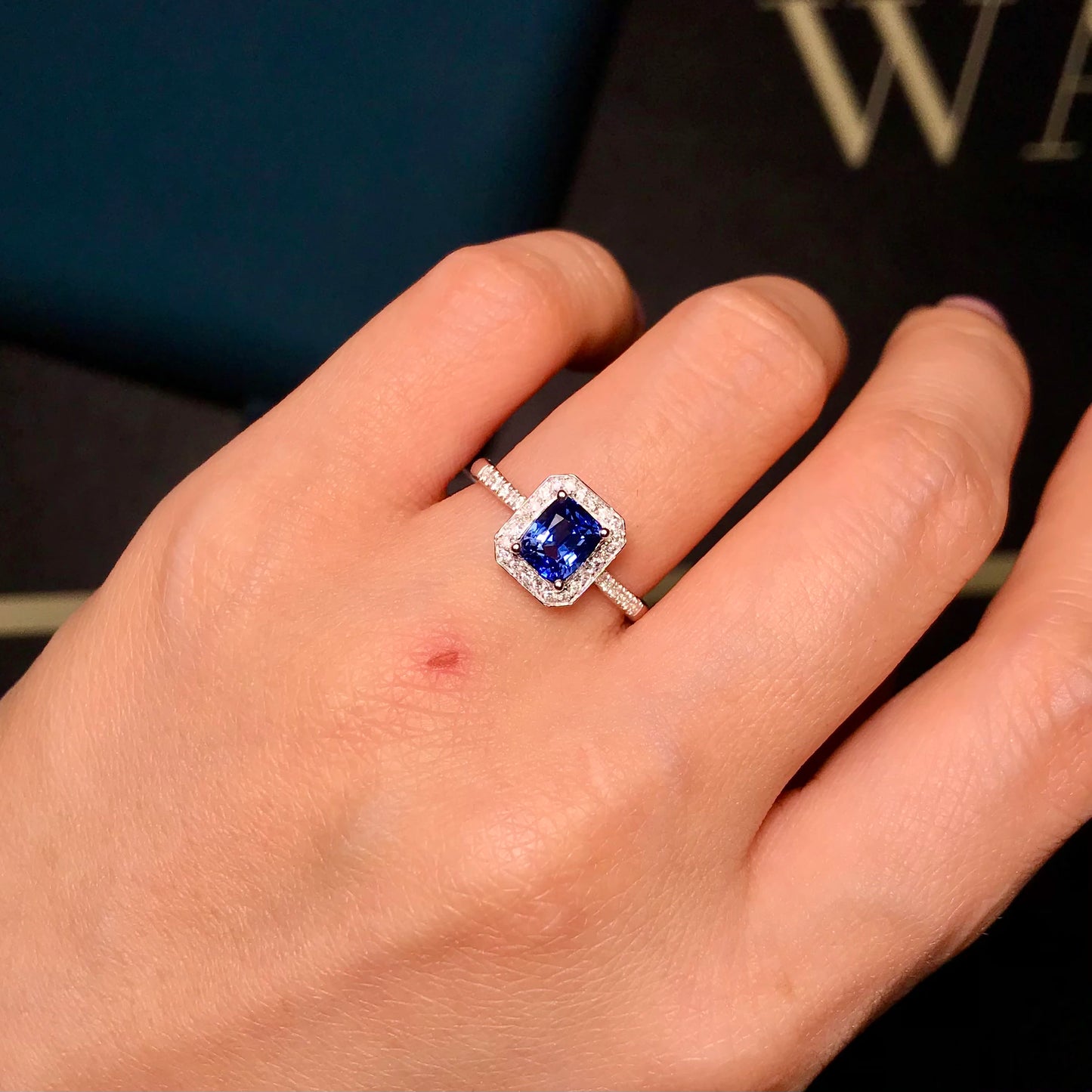 Naturlig blå safir diamant forlovelsesforslag 18 K gull diamantring