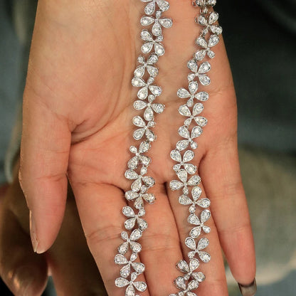 Seraphine’s Starflower: 10 ct Diamond White-Gold Necklace - The Sparkling Squirrels 
