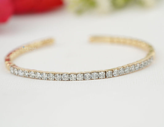 Round Lab-Grown Diamond Tennis Bracelet, 5.00 CTW IGI Certified - The Sparkling Squirrels & Co. 