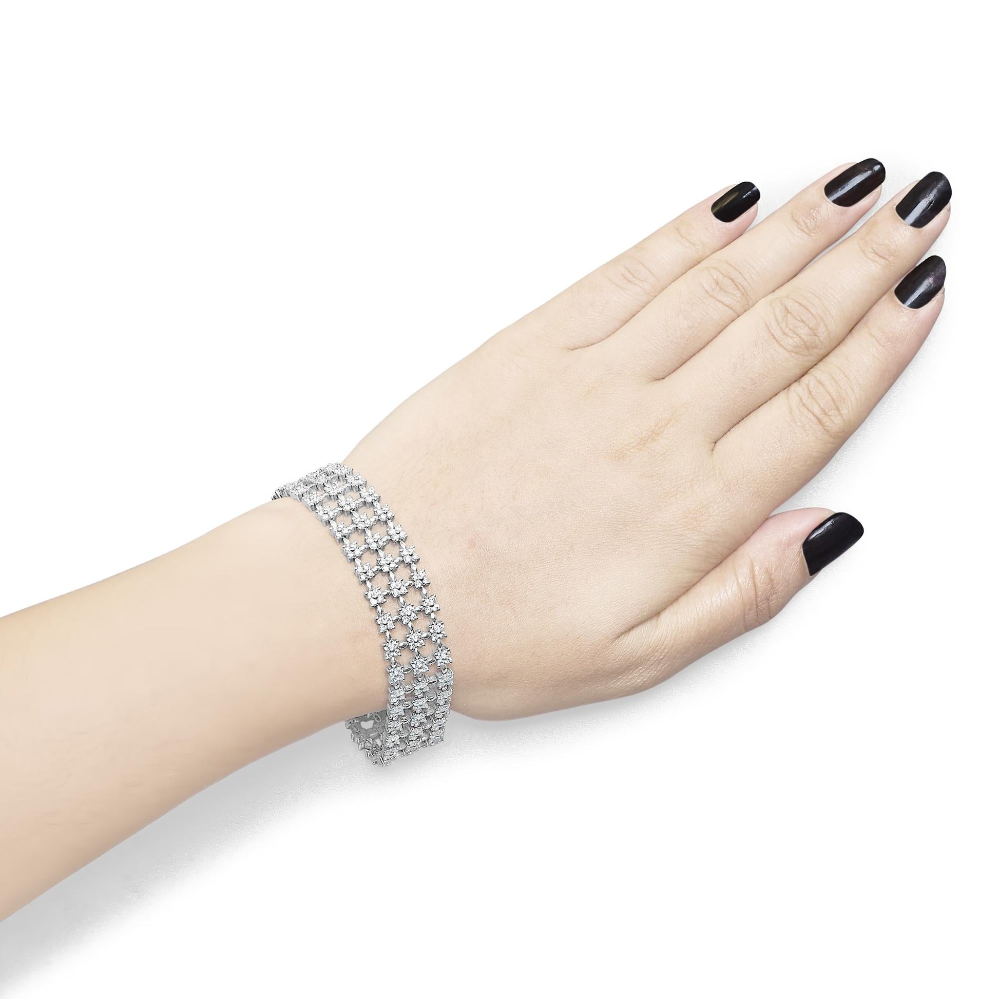 18K White Gold 7 1/2 Cttw Diamond 3 Row Floral Link Bracelet (G-H Color, VS1-VS2 Clarity) - 7 " Inches-3