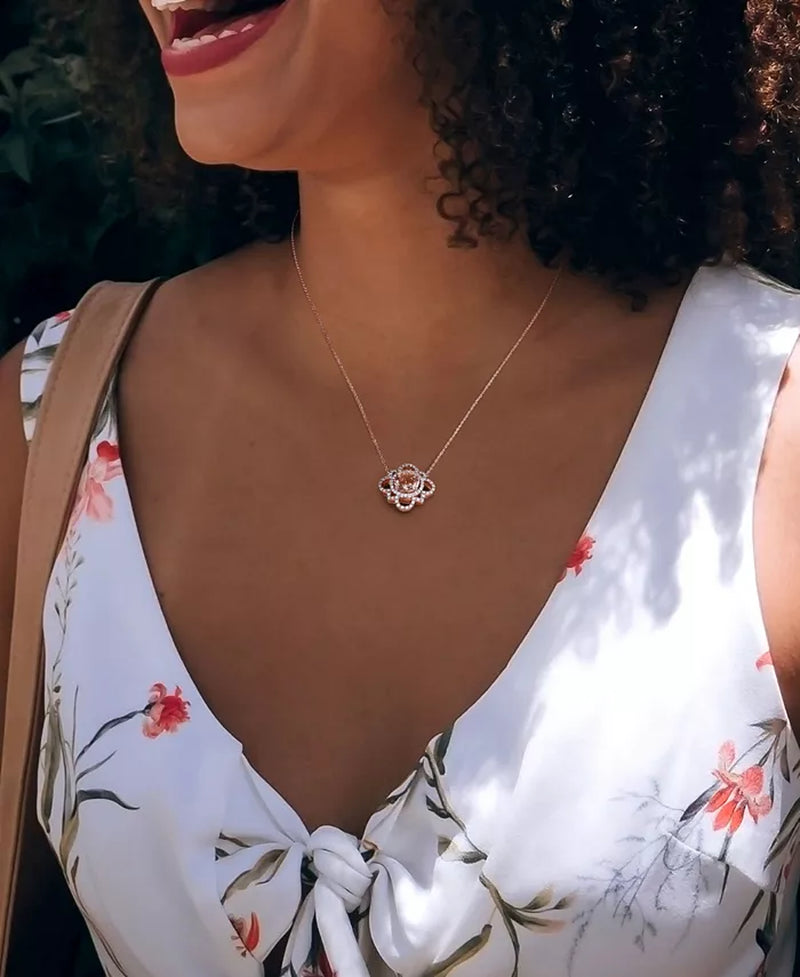 Stunning Morganite and Diamond Quatrefoil Necklace - A Timeless Elegance