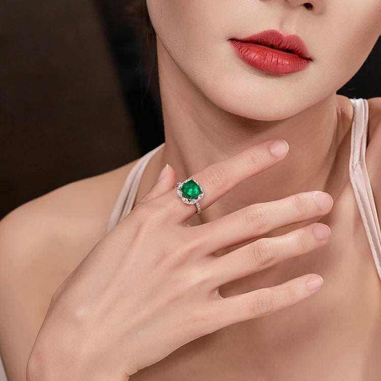 18k Gold Ring Classic Fashion Natural Emerald Diamond Gemstone Halo Wedding Engagement Ring for Women Fine Jewelry - The Sparkling Squirrels & Co. 
