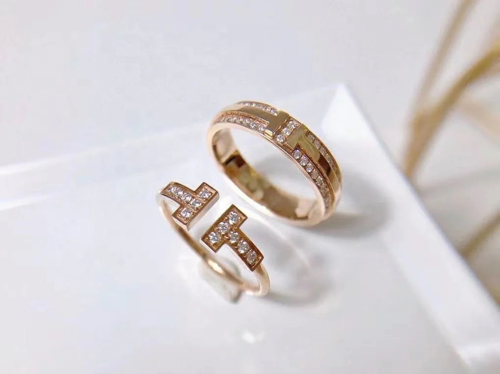 2 Carat Moissanite Diamond Engagement Ring Jewelry 18K White Gold Moissanite Rings - The Sparkling Squirrels 